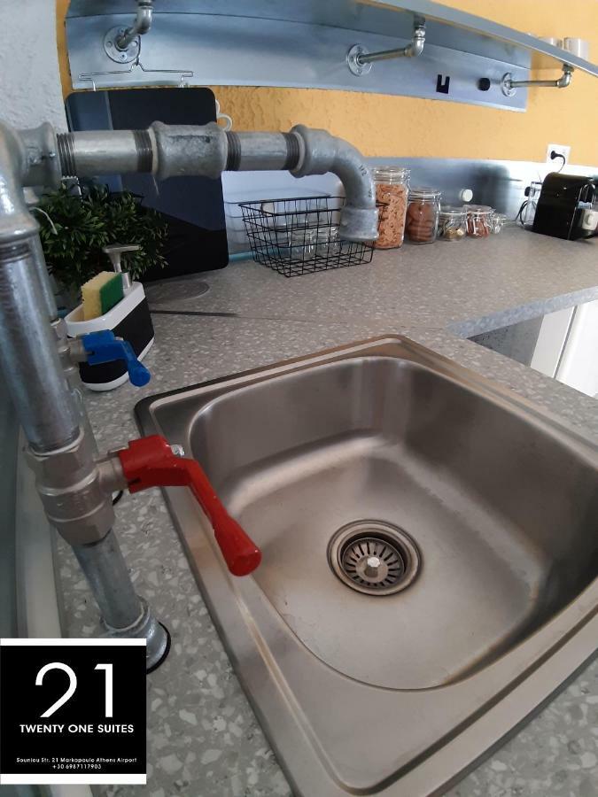 21 Suites Deluxe Stay Near The Airport Markópoulon エクステリア 写真